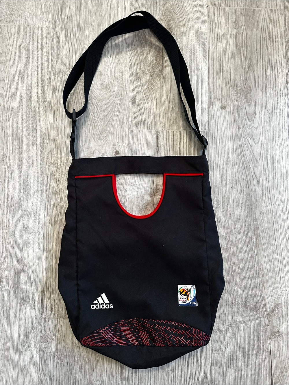 RARE Adidas 2010 FIFA World Cup South Africa SAMPLE Messenger Bag